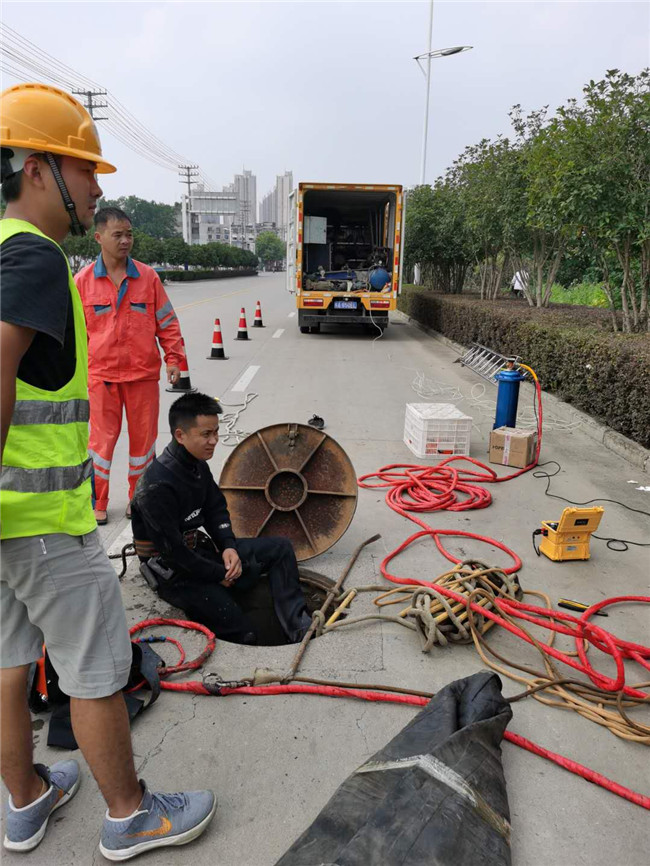 平罗翻衬法管道修复技术主要工序